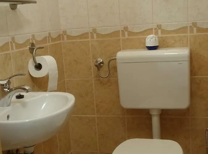 Teleki Lägenhet *